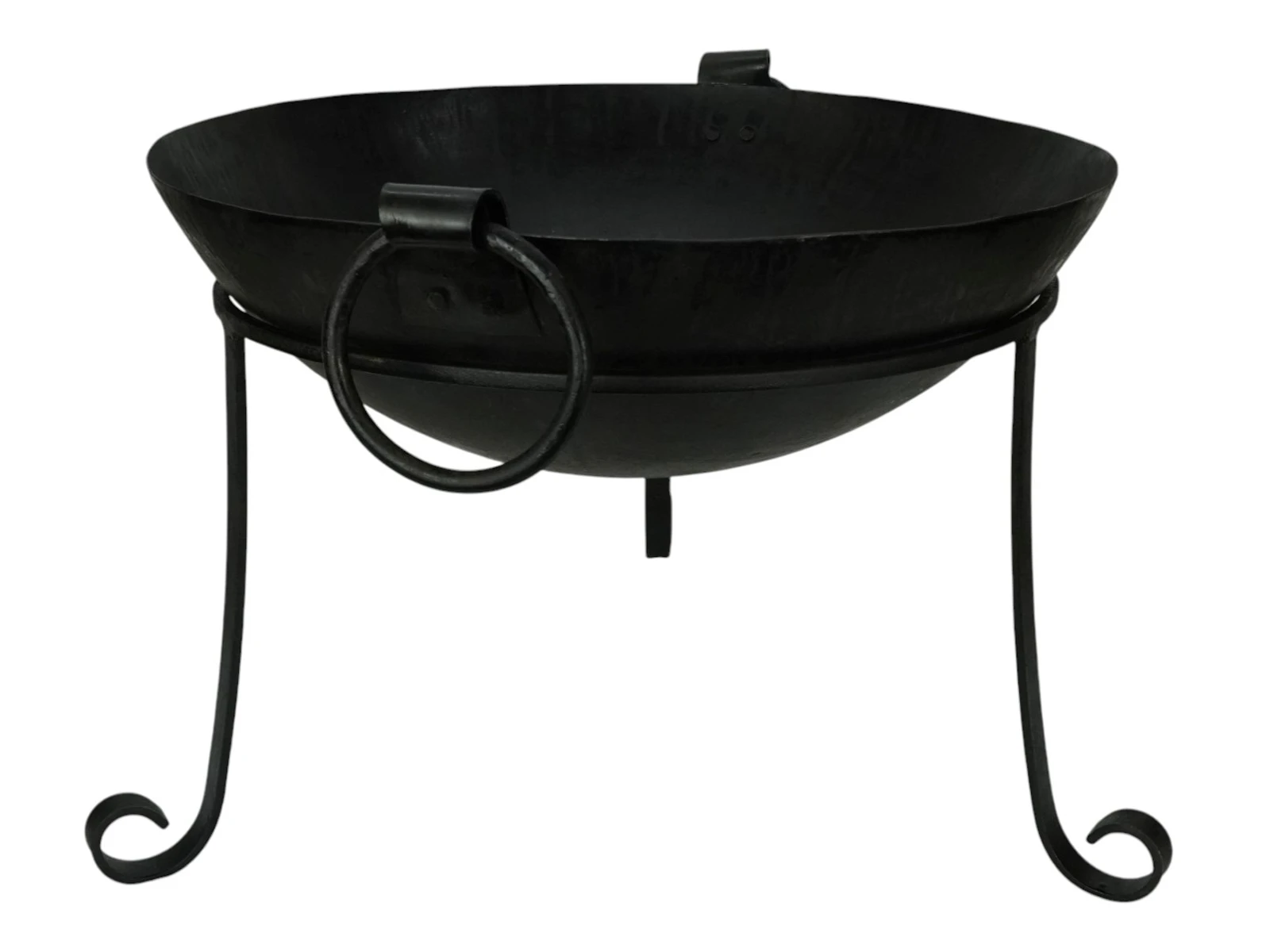 Freisteller 45°-Ansicht: Feuerschale Embero Pure – runde schwarze Metall-Feuerschale Ø50×H35 cm als Outdoor-Feuerstelle.