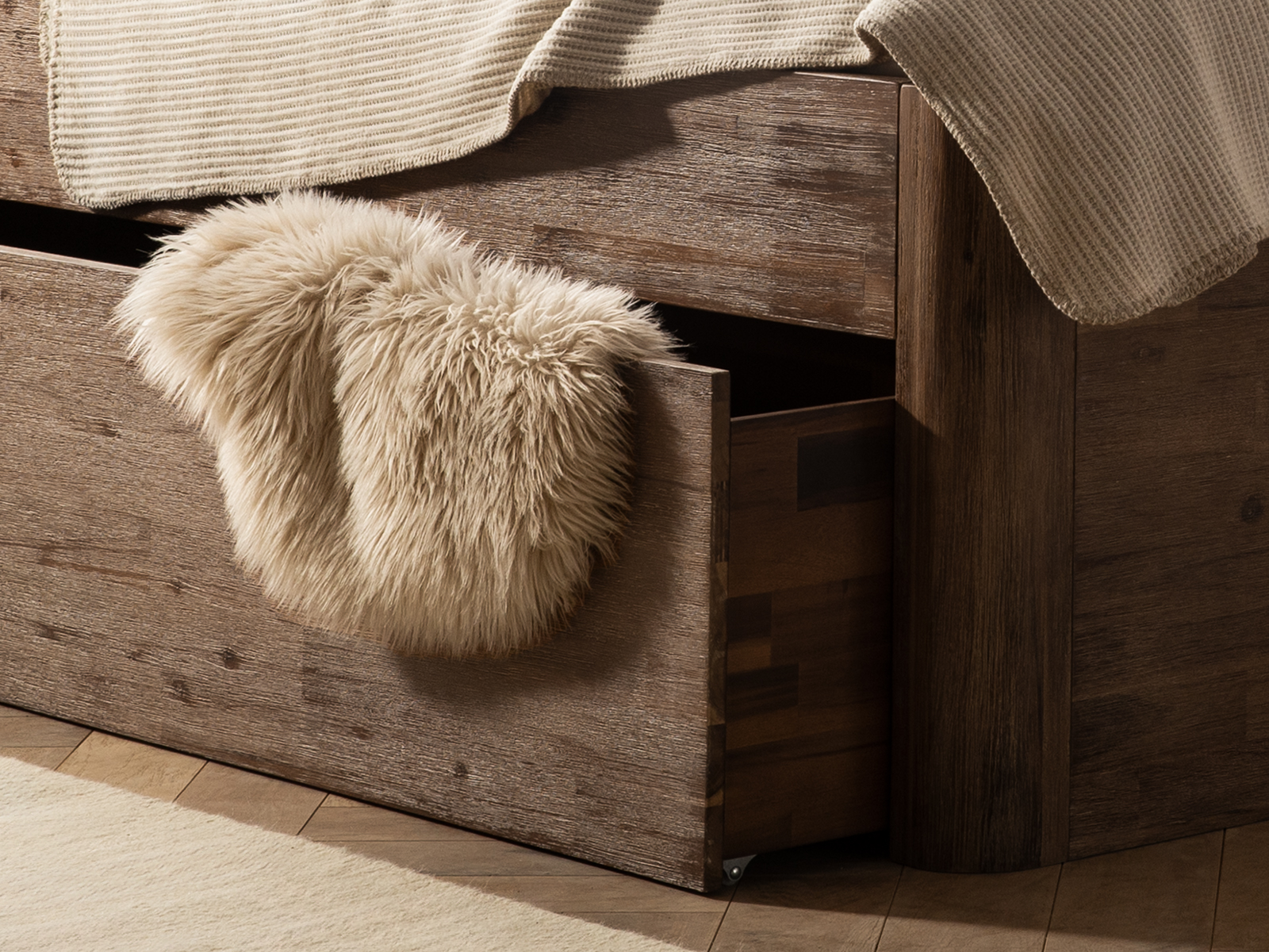 Holzbett Companions 140x200