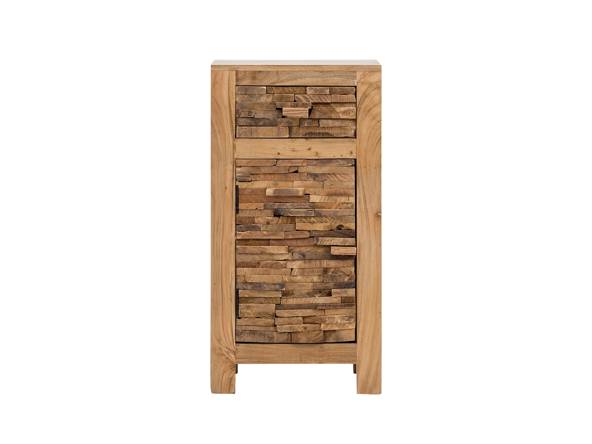 Moderne Unterschränke in natürlicher Holzoptik mit klaren Linien und grifflosen Fronten, zeitloses Küchen-Ambiente